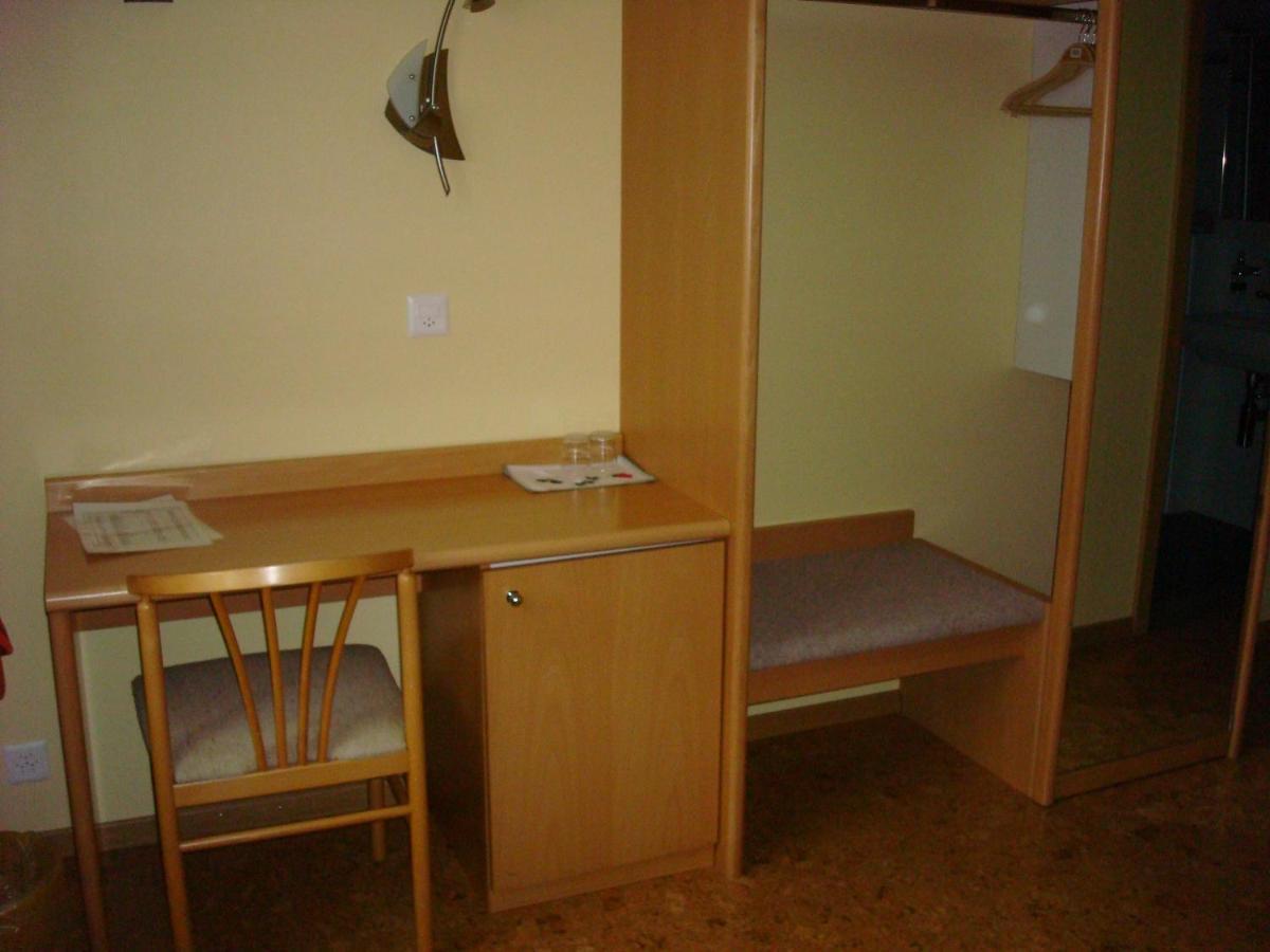Hotel Gasthof Kreuz Welschenrohr Dış mekan fotoğraf